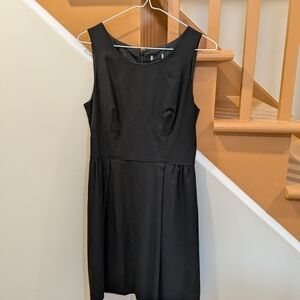 Elegant Black Sleeveless Dress
